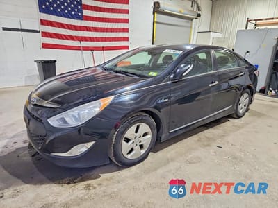 2011 HYUNDAI SONATA HYBRID BASE KMHEC4A45BA004723 - główne zdjęcie licytacji z USA - miniatura