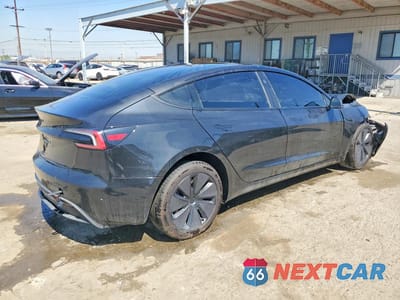 Trzecie zdjęcie samochodu z tyłu: 2025 TESLA MODEL 3 VIN:5YJ3E1EA1SF046835 - miniatura