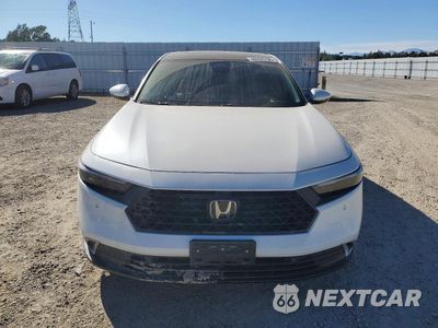 Piąte zdjęcie samochodu w środku: 2024 HONDA ACCORD TOURING HYBRID VIN:1HGCY2F86RA012841 - miniatura