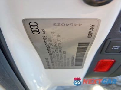 Zdjęcie 12 z 12 samochodu: 2017 AUDI A4 PREMIUM VIN:WAUDNAF42HN046816 - miniatura