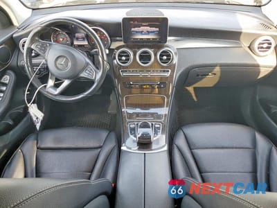 Zdjęcie 8 z 11 samochodu: 2016 MERCEDES-BENZ GLC 300 4MATIC VIN:WDC0G4KB6GF108237 - miniatura