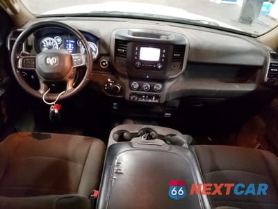 Zdjęcie 8 z 11 samochodu: 2020 RAM 2500 TRADESMAN VIN:3C6UR5HJ9LG172939 - miniatura