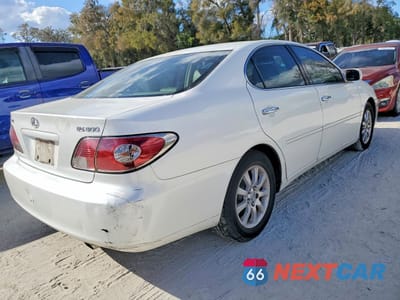 Trzecie zdjęcie samochodu z tyłu: 2003 LEXUS ES 300 BASE VIN:JTHBF30G236012379 - miniatura