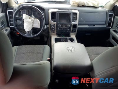 Zdjęcie 8 z 13 samochodu: 2014 RAM 1500 SLT VIN:1C6RR7LT5ES420531 - miniatura