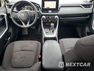 Zdjęcie 8 z 11 samochodu: 2025 TOYOTA RAV4 HYBRID XLE VIN:JTMRWRFV1SD340332 - miniatura