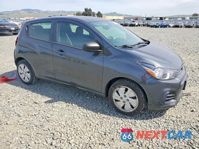 Czwarte zdjęcie samochodu z boku: 2017 CHEVROLET SPARK LS VIN:KL8CB6SA1HC734813 - miniatura