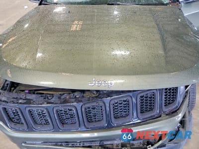 Zdjęcie 12 z 13 samochodu: 2017 JEEP COMPASS LIMITED VIN:3C4NJDCB2HT642063 - miniatura