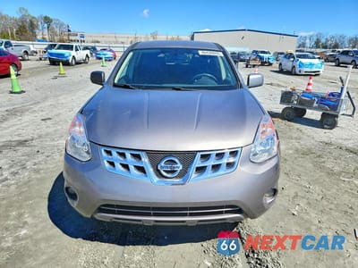 Piąte zdjęcie samochodu w środku: 2013 NISSAN ROGUE S VIN:JN8AS5MTXDW500268 - miniatura