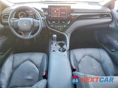 Zdjęcie 8 z 13 samochodu: 2022 TOYOTA CAMRY HYBRID XSE VIN:4T1K31AK6NU040102 - miniatura