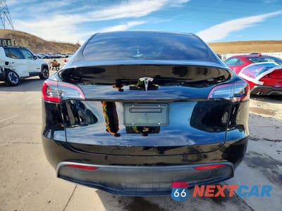 Zdjęcie 6 z 12 samochodu: 2024 TESLA MODEL Y VIN:7SAYGDED4RF051939 - miniatura