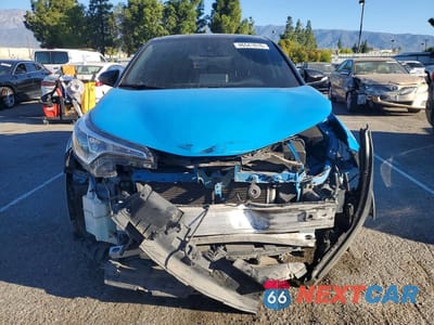 Piąte zdjęcie samochodu w środku: 2019 TOYOTA C-HR XLE VIN:JTNKHMBX7K1023254 - miniatura
