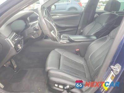 Zdjęcie 7 z 11 samochodu: 2021 BMW 530 XI VIN:WBA13BJ08MWX17865 - miniatura