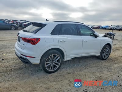 Trzecie zdjęcie samochodu z tyłu: 2024 AUDI Q3 PREMIUM S LINE 45 VIN:WA1DECF36R1208827 - miniatura