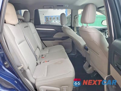Zdjęcie 11 z 13 samochodu: 2015 TOYOTA HIGHLANDER VIN:5TDBKRFH9FS086029 - miniatura