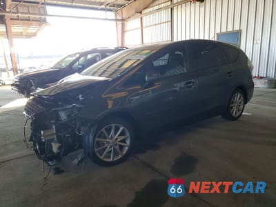 2013 TOYOTA PRIUS V FIVE JTDZN3EU2D3261138 - główne zdjęcie licytacji z USA - miniatura