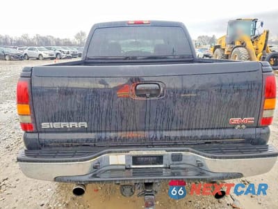 Zdjęcie 6 z 11 samochodu: 2005 GMC NEW SIERRA C1500 VIN:2GTEC13T551397614 - miniatura