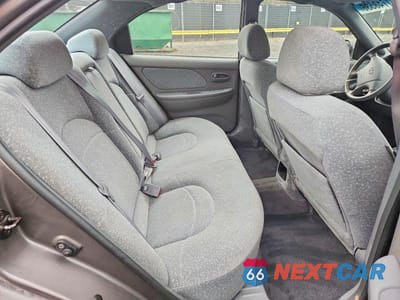 Zdjęcie 10 z 11 samochodu: 2000 HYUNDAI SONATA GL VIN:KMHWF25S6YA286680 - miniatura