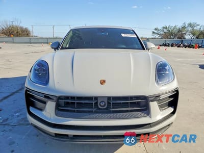 Piąte zdjęcie samochodu w środku: 2024 PORSCHE MACAN BASE VIN:WP1AA2A51RLB09732 - miniatura