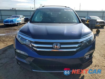 Piąte zdjęcie samochodu w środku: 2017 HONDA PILOT ELITE VIN:5FNYF6H02HB042613 - miniatura