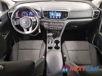 Zdjęcie 8 z 12 samochodu: 2021 KIA SPORTAGE LX VIN:KNDPMCACXM7917781 - miniatura