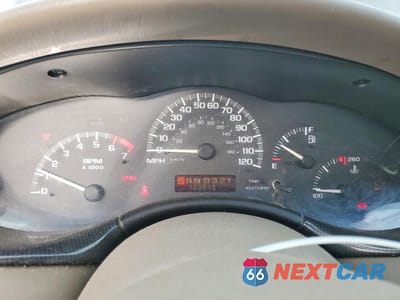 Zdjęcie 9 z 13 samochodu: 2000 CHEVROLET MALIBU VIN:1G1ND52J1Y6152562 - miniatura