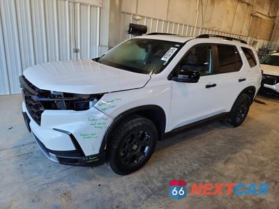 2025 HONDA PILOT TRAILSPORT 5FNYG1H64SB004070 - główne zdjęcie licytacji z USA - miniatura