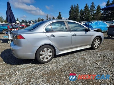Trzecie zdjęcie samochodu z tyłu: 2014 MITSUBISHI LANCER ES VIN:JA32U2FU5EU019712 - miniatura
