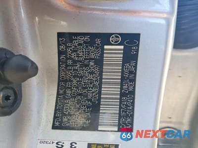 Zdjęcie 12 z 12 samochodu: 2014 TOYOTA PRIUS V TWO VIN:JTDZN3EU4E3294997 - miniatura