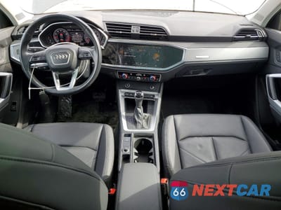 Zdjęcie 8 z 12 samochodu: 2021 AUDI Q3 VIN:WA1EECF37M1016720 - miniatura