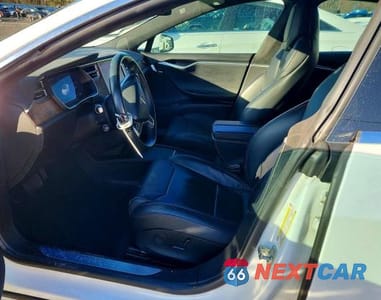 Zdjęcie 7 z 11 samochodu: 2017 TESLA MODEL S VIN:5YJSA1E27HF192455 - miniatura