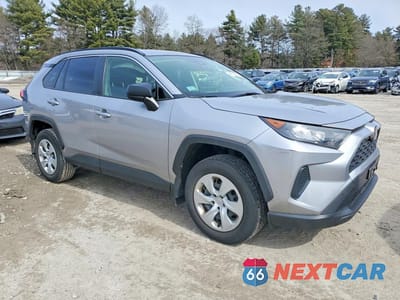 Czwarte zdjęcie samochodu z boku: 2019 TOYOTA RAV4 LE VIN:JTMF1RFV4KD502178 - miniatura