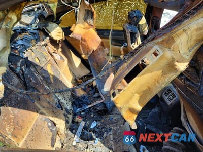 Zdjęcie 10 z 11 samochodu: 2012 MERCEDES-BENZ S 550 4MATIC VIN:WDDNG9EB9CA473366 - miniatura