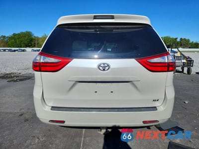 Zdjęcie 6 z 14 samochodu: 2015 TOYOTA SIENNA XLE 8-PASSENGER VIN:5TDYK3DC3FS608975 - miniatura