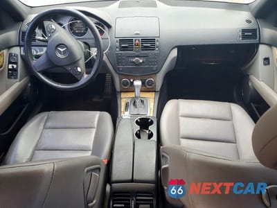 Zdjęcie 8 z 12 samochodu: 2008 MERCEDES-BENZ C 350 VIN:WDDGF56X78F166741 - miniatura