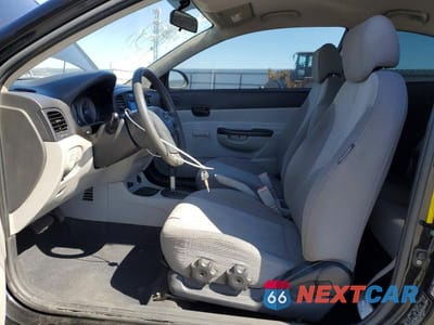 Zdjęcie 7 z 12 samochodu: 2008 HYUNDAI ACCENT GS VIN:KMHCM36C58U102897 - miniatura
