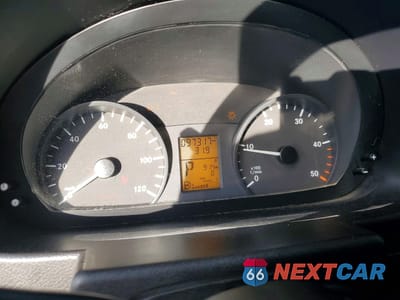 Zdjęcie 9 z 13 samochodu: 2015 MERCEDES-BENZ SPRINTER 2500 VIN:WDZPE8CC0F5974500 - miniatura