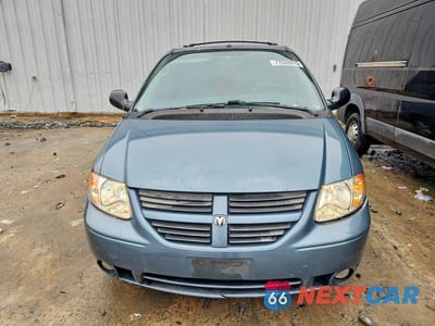 Piąte zdjęcie samochodu w środku: 2006 DODGE GRAND CARAVAN SXT VIN:2D4GP44LX6R884164 - miniatura