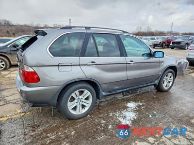 Trzecie zdjęcie samochodu z tyłu: 2004 BMW X5 4.4I VIN:5UXFB53594LV03103 - miniatura