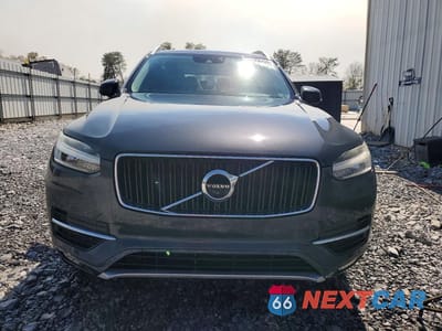 Piąte zdjęcie samochodu w środku: 2017 VOLVO XC90 T6 VIN:YV4A22PK9H1106855 - miniatura