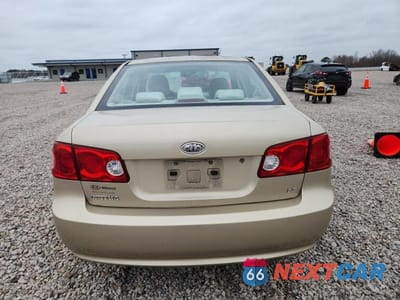 Zdjęcie 6 z 11 samochodu: 2008 KIA OPTIMA LX VIN:KNAGE123585234739 - miniatura
