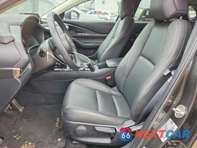 Zdjęcie 7 z 12 samochodu: 2024 MAZDA CX-30 VIN:3MVDMBBM8RM714047 - miniatura