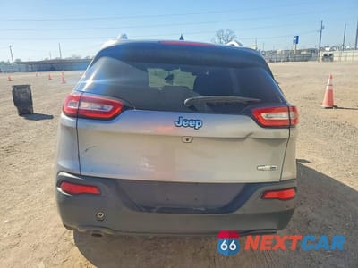 Zdjęcie 6 z 13 samochodu: 2017 JEEP CHEROKEE LATITUDE VIN:1C4PJLCB3HW548609 - miniatura