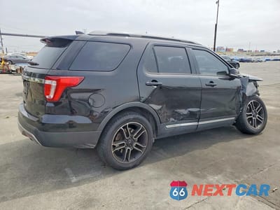 Trzecie zdjęcie samochodu z tyłu: 2017 FORD EXPLORER XLT VIN:1FM5K7D82HGB21880 - miniatura