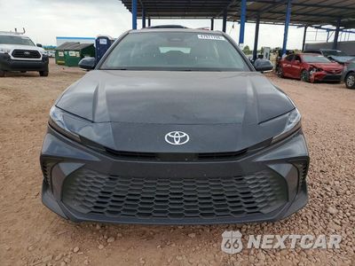 Piąte zdjęcie samochodu w środku: 2025 TOYOTA CAMRY SE VIN:4T1DAACK3SU126040 - miniatura