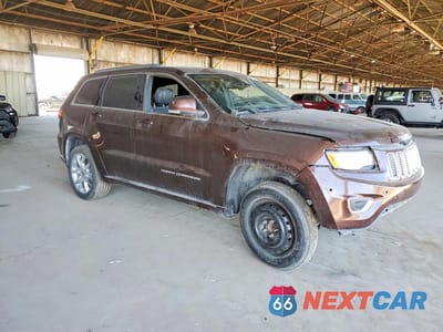 Czwarte zdjęcie samochodu z boku: 2015 JEEP GRAND CHEROKEE SUMMIT VIN:1C4RJEJG2FC885032 - miniatura