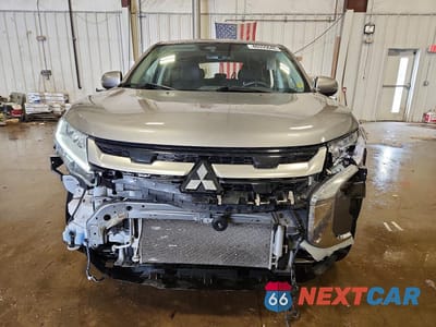 Piąte zdjęcie samochodu w środku: 2022 MITSUBISHI OUTLANDER SPORT ES VIN:JA4ARUAU7NU011848 - miniatura