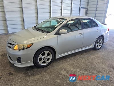 2013 TOYOTA COROLLA S 5YFBU4EE8DP132041 - główne zdjęcie licytacji z USA - miniatura