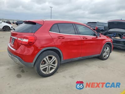 Trzecie zdjęcie samochodu z tyłu: 2018 MERCEDES-BENZ GLA 250 VIN:WDCTG4EB1JJ479027 - miniatura