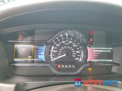 Zdjęcie 9 z 12 samochodu: 2015 LINCOLN MKS VIN:1LNHL9EK9FG601735 - miniatura