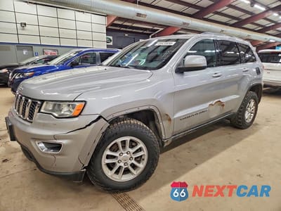2018 JEEP GRAND CHEROKEE LAREDO 1C4RJFAG2JC156897 - główne zdjęcie licytacji z USA - miniatura